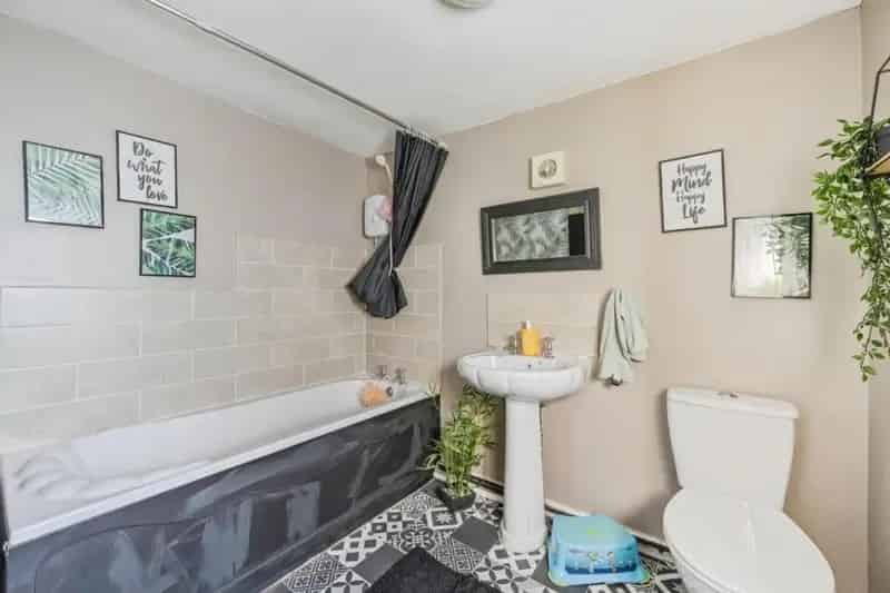 3 Bed House for Sale - Ideal First Time Buyer