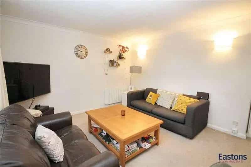 1 bed flat for sale