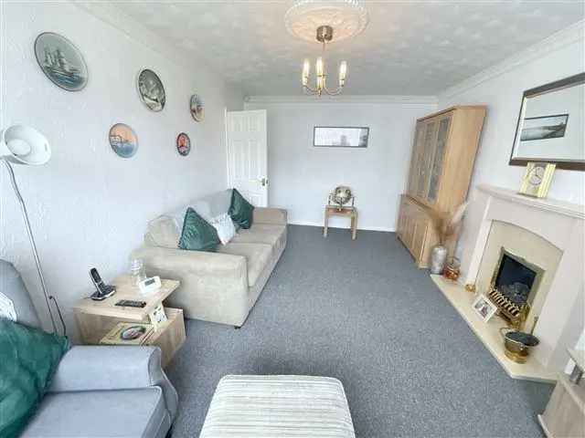 2 bedroom detached bungalow for sale