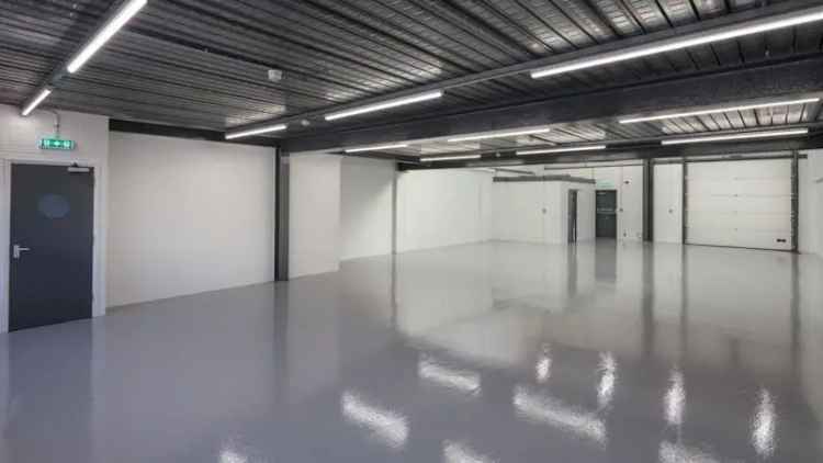 Industrial For Rent in Slough, England