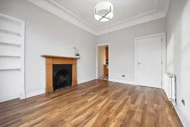 Flat to rent in Chancellor Street, Partick, Glasgow G11