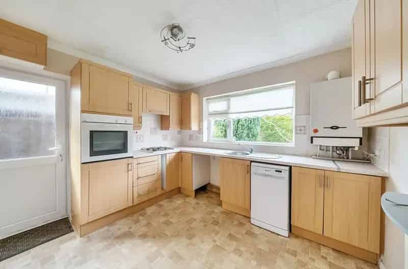 2 Bed Detached Bungalow for Sale in Andover