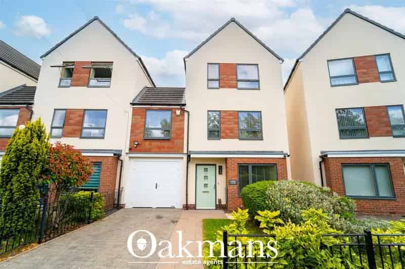 4 Bedroom House for Sale in Birmingham