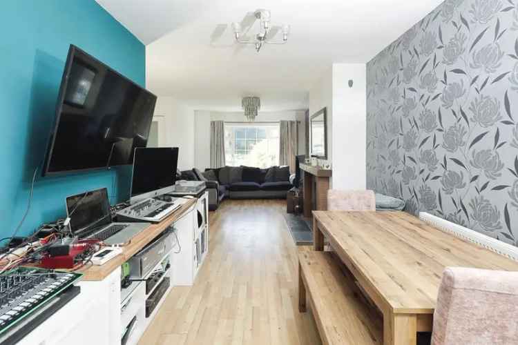 Three Bedroom Semi Detached House With Large Driveway