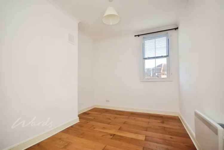 2 Bedroom Flat to Rent Near London