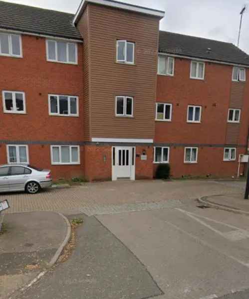 Flat For Rent in Coventry, England