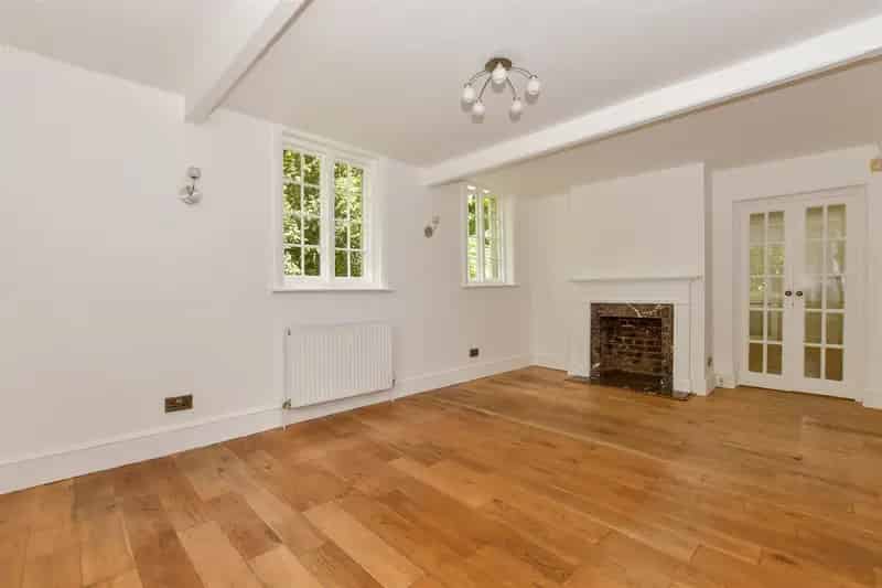 5 Bedroom Detached House for Sale in Loose Valley
