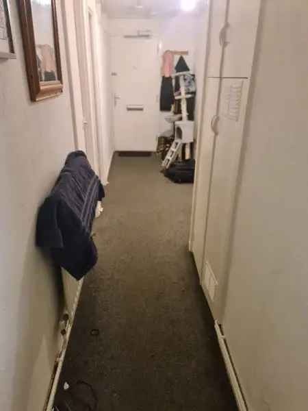 Flat For Rent in Maidstone, England