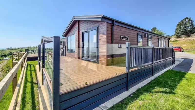 2 Bedroom Park Home for Sale