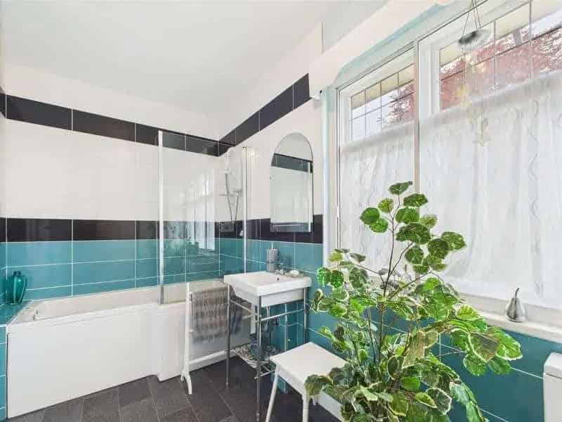 4 Bed House for Sale Ross on Wye