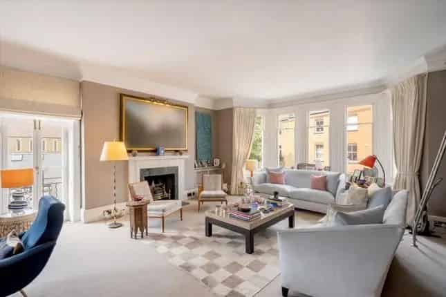 Four Bedroom Maisonette near Sloane Square