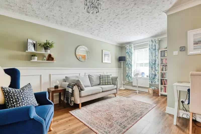 3 Bedroom End Terrace House For Sale Near Tamworth Town Centre