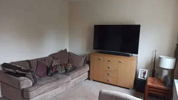 Semi Detached House Near Marina 2 Double Bedrooms