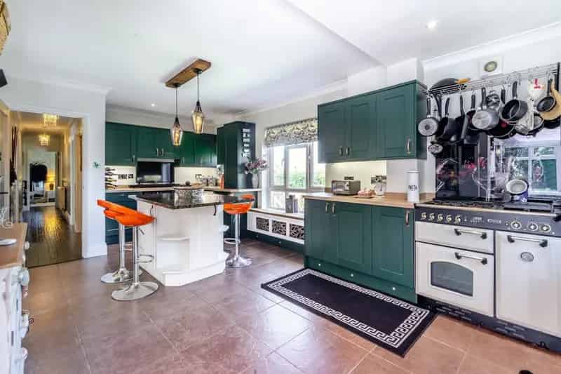 Three Bedroom Chalet Bungalow with Self Contained Annexe Cromer