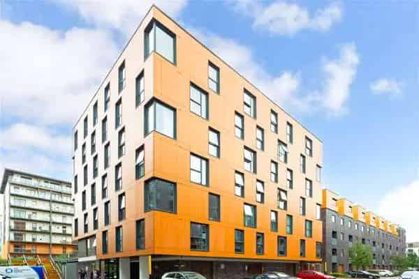 2-Bed Apartment The Cube Manchester Parking En-Suite Modern