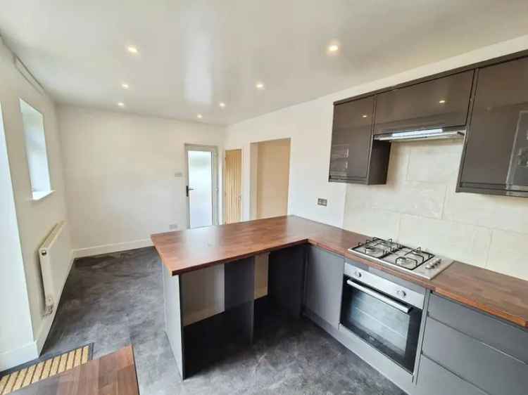 2 Bedroom Semi Detached House for Sale Stockport SK5