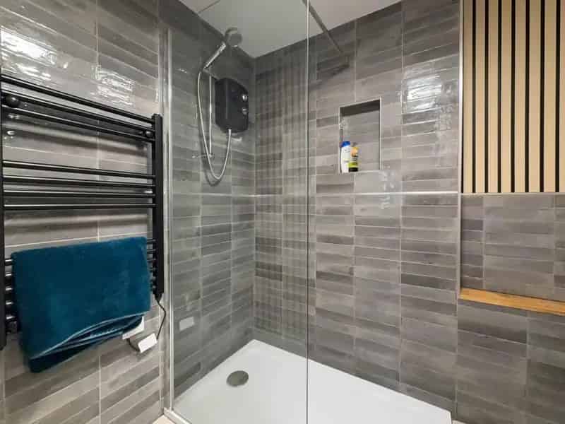 1 Bedroom Apartment for Sale in Bath's Larkhall Area
