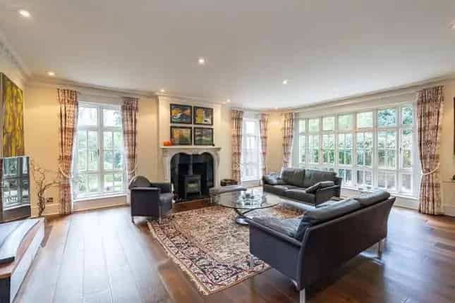 Character House for Sale Coombe Estate Kingston Upon Thames