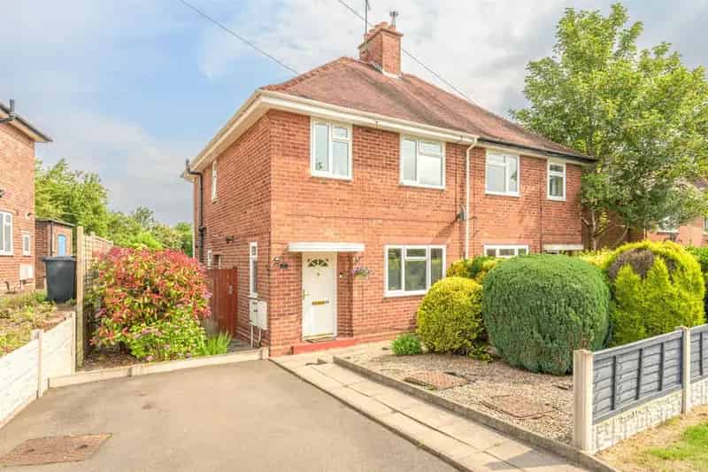 3 Bedroom Semi-Detached House For Sale