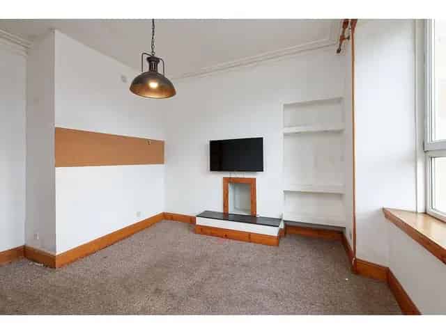 2 Bedroom Flat for Sale in Paisley