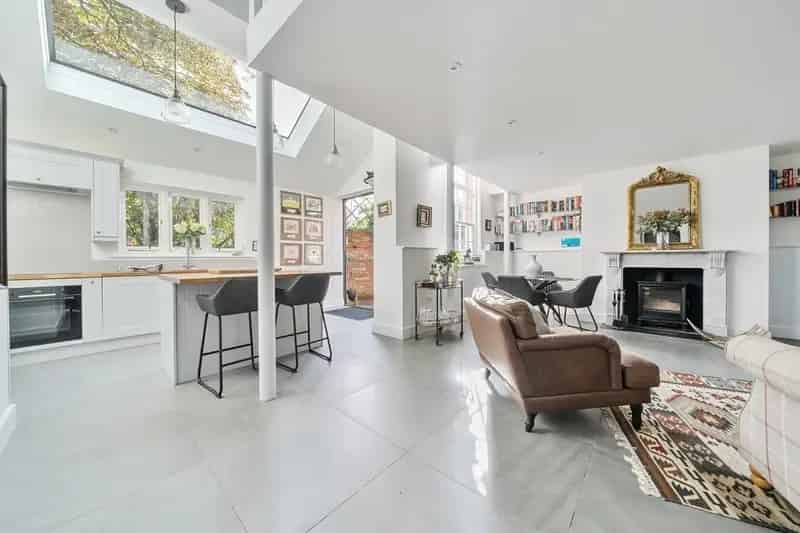1 Bedroom Detached House to Rent Near Windsor