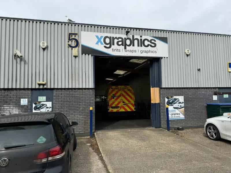 Industrial Unit for Motor Vehicle Repair - Central Milton Keynes