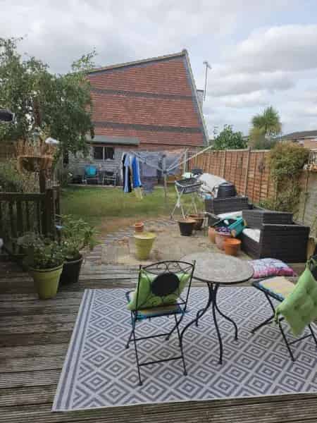 House with Garden Access and Parking near Seafront