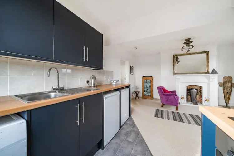 One Double Bedroom Flat Cromwell Road Period Conversion