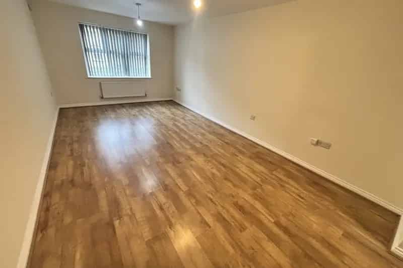 2 Bed Apartment in Bilton Rugby Available Immediately