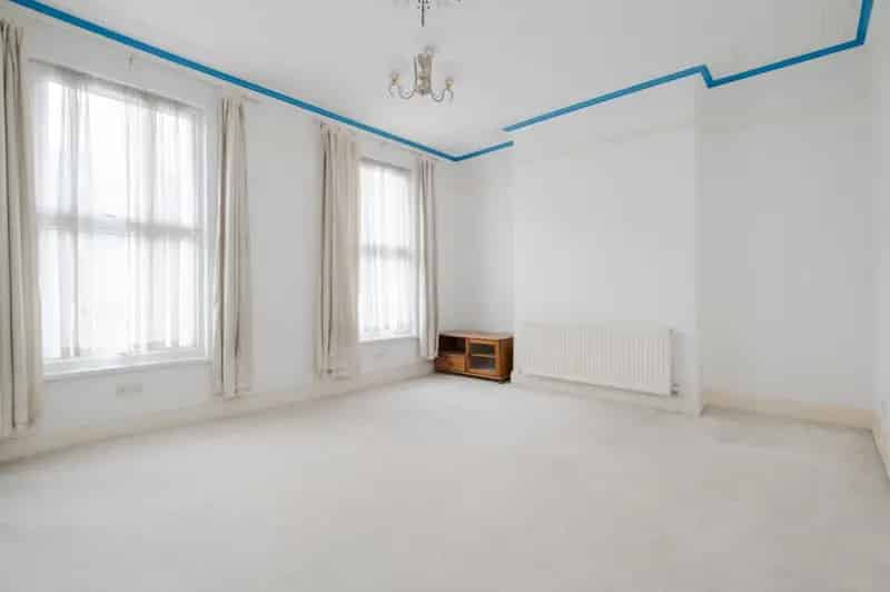 4 Bedroom House for Sale Near Holloway Road N7