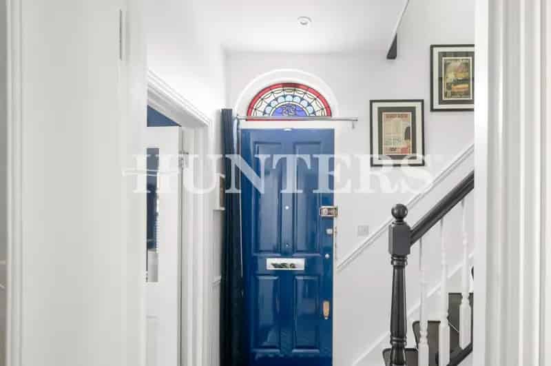 3 Bedroom Victorian House For Sale 1108 SQ FT