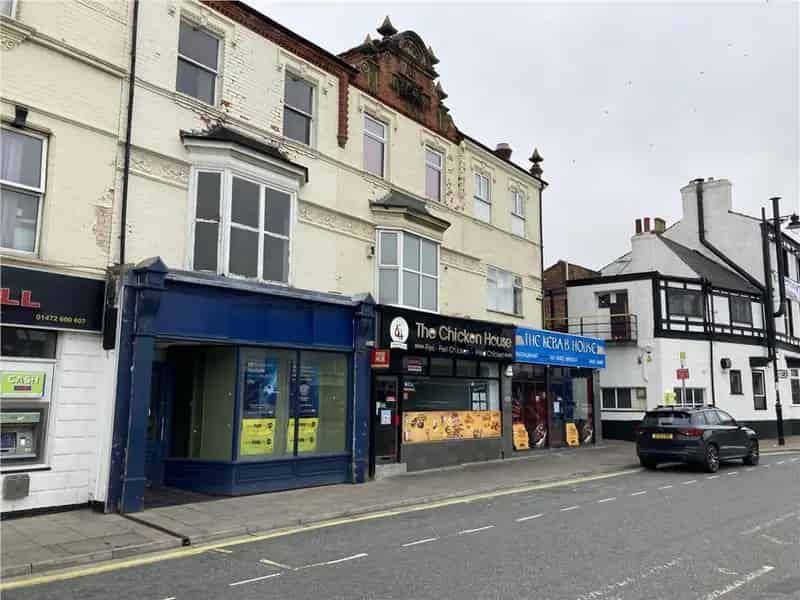 Refurbished 3-Bed Flat & 777 sq ft Retail Space
