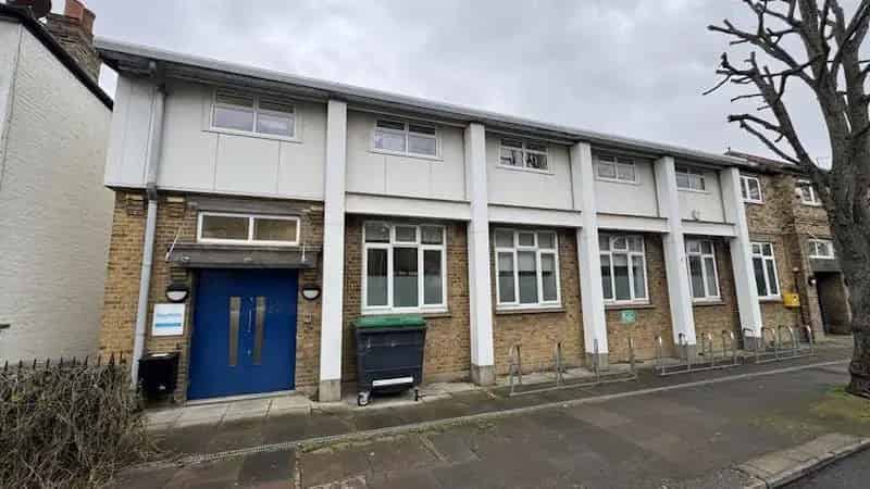 Modern Office Suite near Northfields Tube