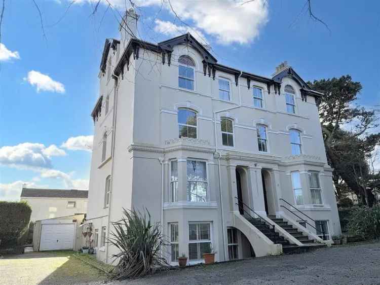 2 Bedroom Apartment for Sale in Falmouth, Cornwall