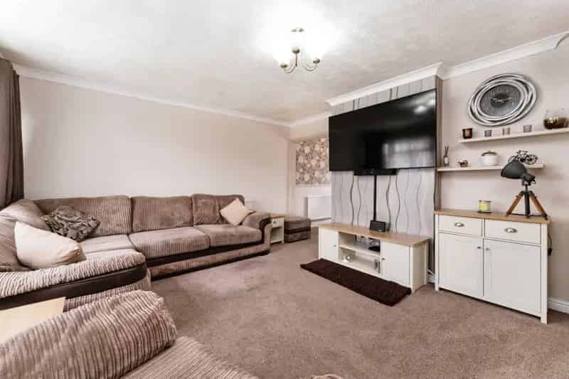 Four Bedroom Family Home with Two Reception Rooms