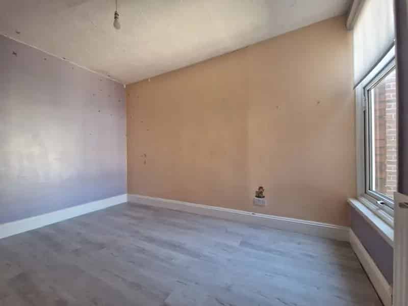 3 Bedroom Mid Terrace House Southsea Hampshire