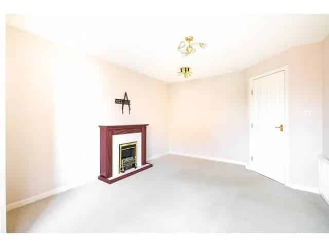 1 Bedroom Flat for Sale Executive Ground Floor Apartment