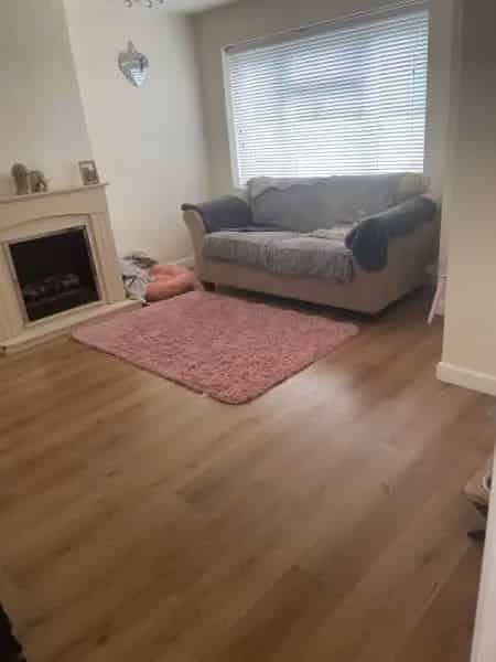 1 Bedroom Bungalow with Garden and Parking - Findon Village