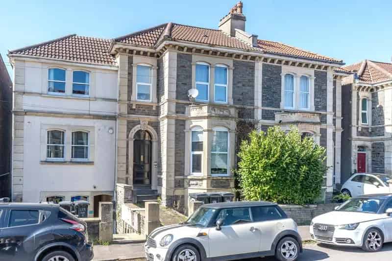 1 Bedroom Flat for Sale