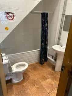 6 Bedroom House Cardiff Student Accommodation Available 25 26
