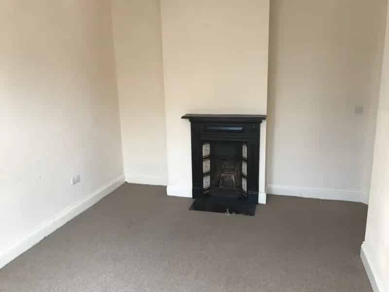 2 Bedroom Flat To Rent Available 09052025