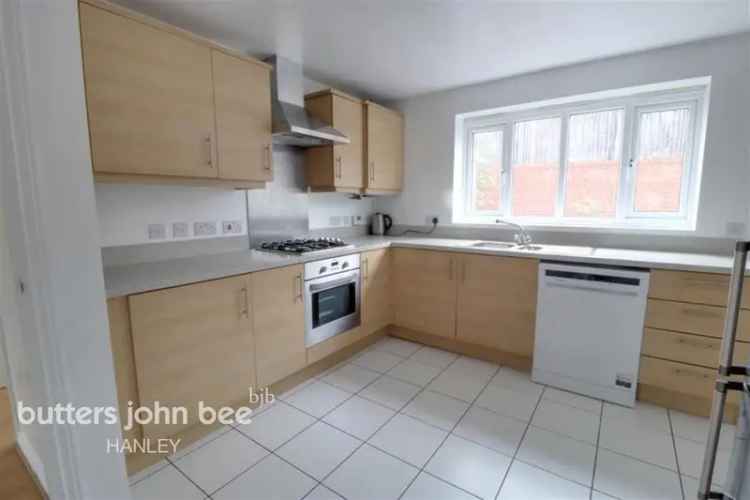 4 bedroom detached house to rent