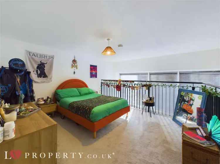 1 bedroom duplex for sale