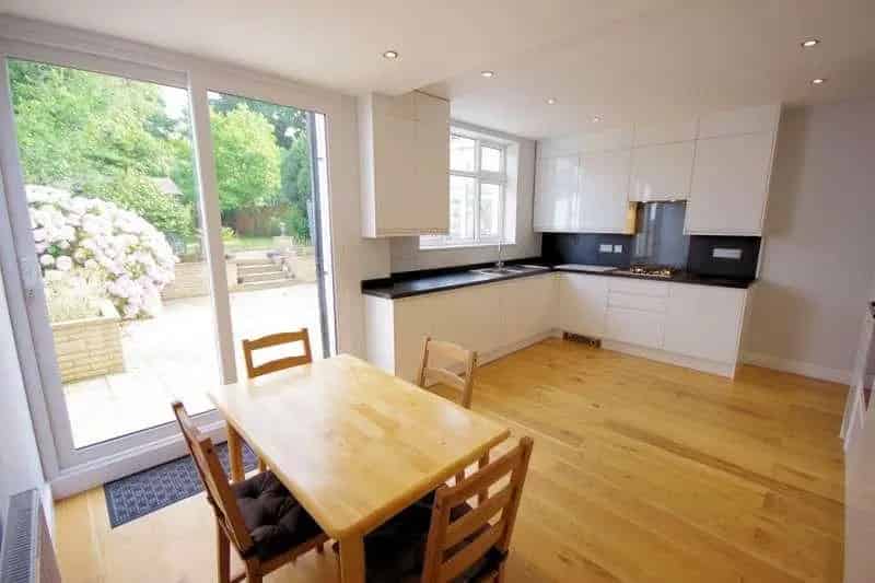 4 Bed House for Sale Extended Family Home Large Garden Potential Loft Conversion