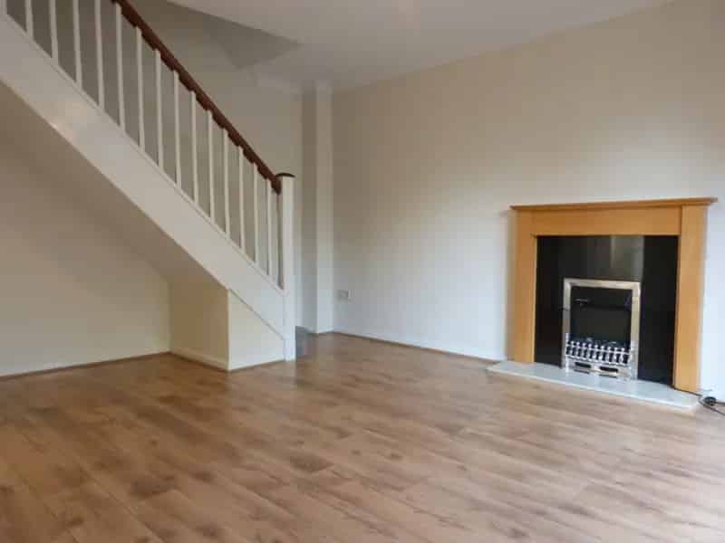 2 Bedroom House To Rent Available 22082025
