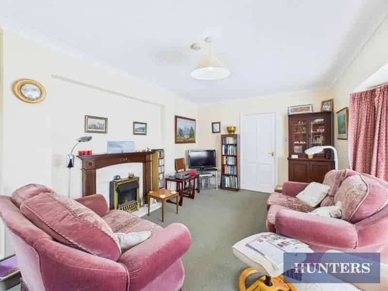 3 Bedroom Dormer Bungalow For Sale in Sewerby