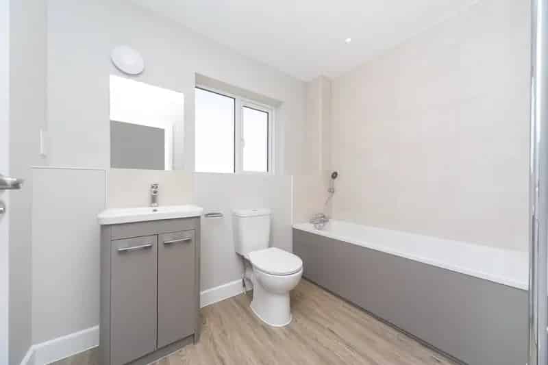 Spacious 4-Bedroom House with Garden and Parking Available August 2025