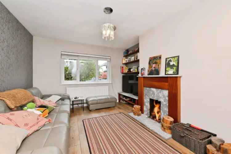Five Bedroom Family Home with Annexe and Private Garden