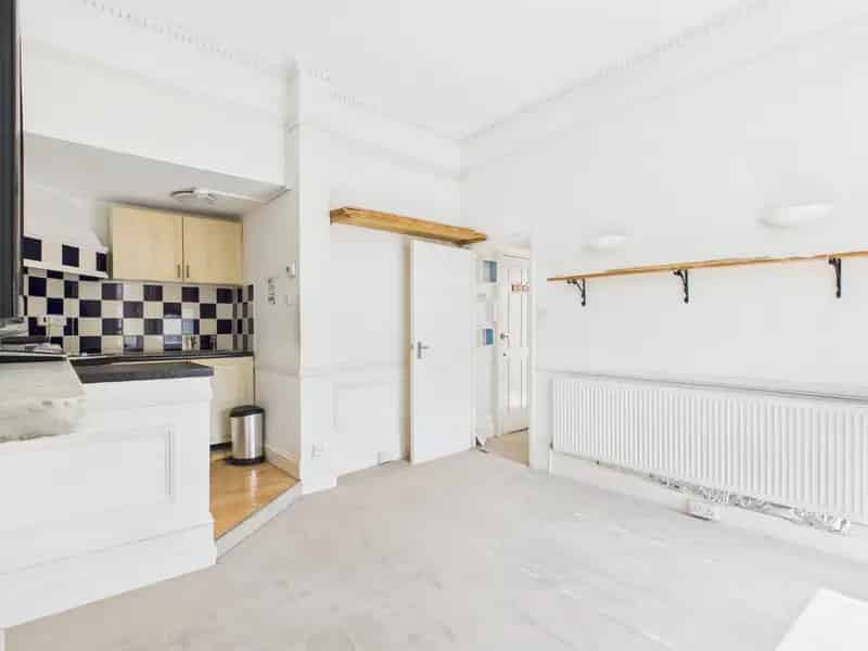 1 Bedroom Flat for Sale