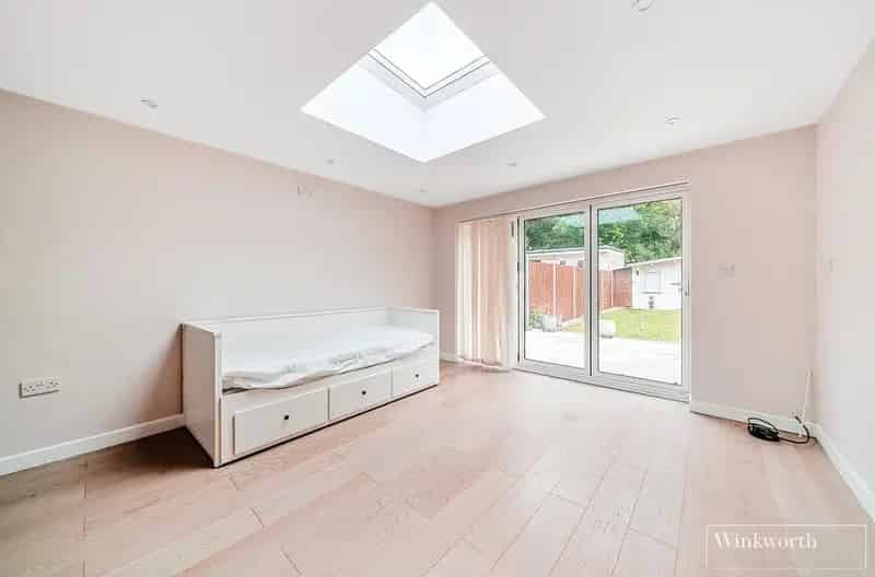 3 Bedroom House in Bagshot